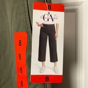 NWT Gloria Vanderbilt pull on wide leg crop olive green pants size 8